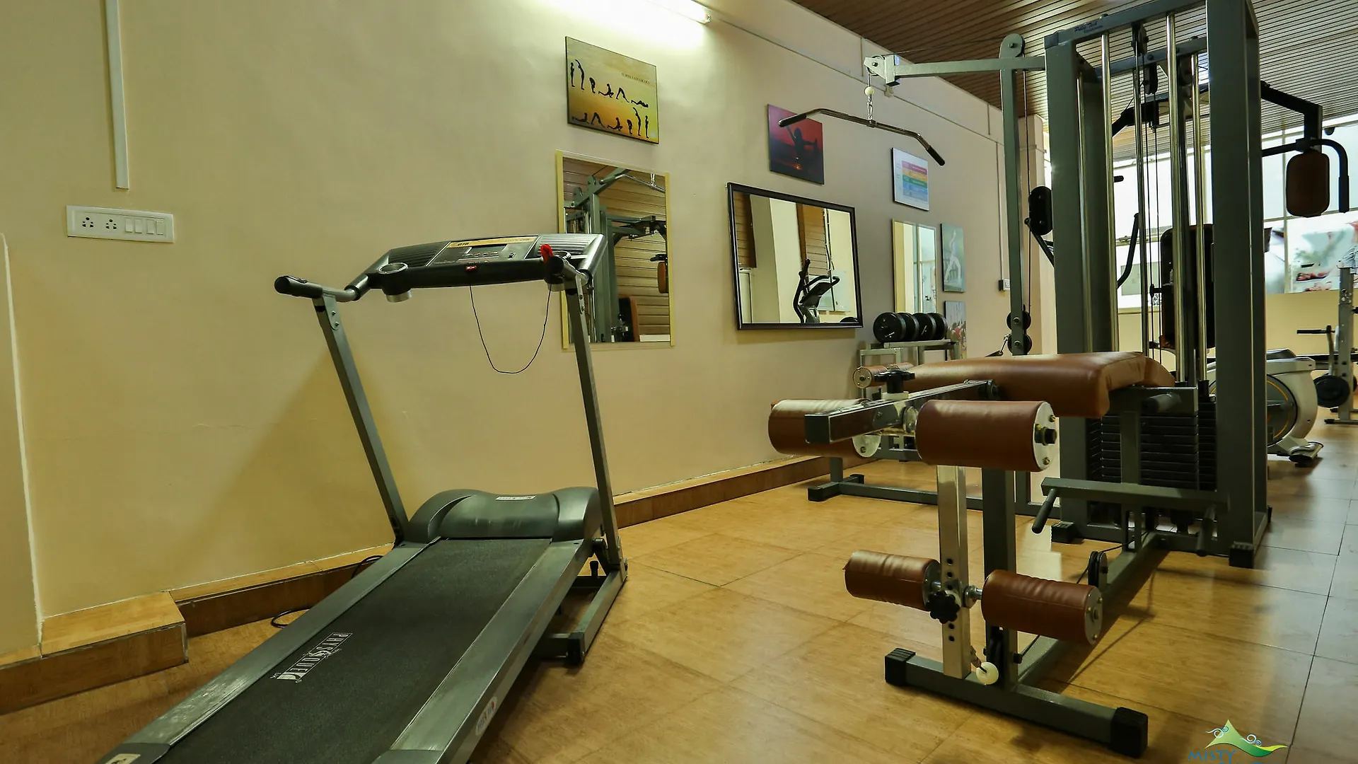 Misty Mountain Resort Munnar